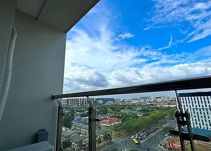 Hotel L Condotel Near Okada Casino Pitx Moa With Pool Manilla