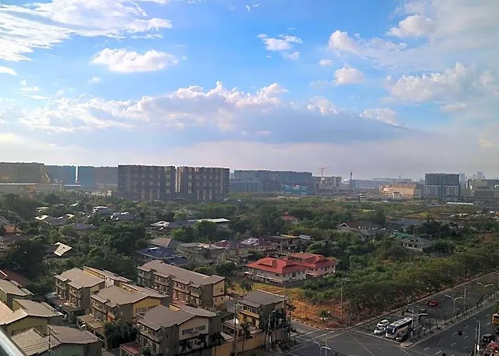 L Condotel Near Okada Casino Pitx Moa With Pool Hotel Manilla