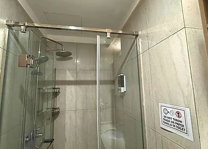 L Condotel Near Okada Casino Pitx Moa With Pool 2*