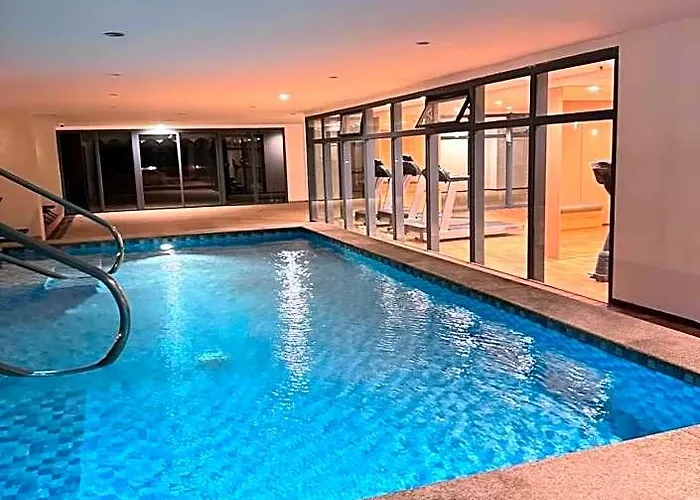 L Condotel Near Okada Casino Pitx Moa With Pool Hotel Manilla