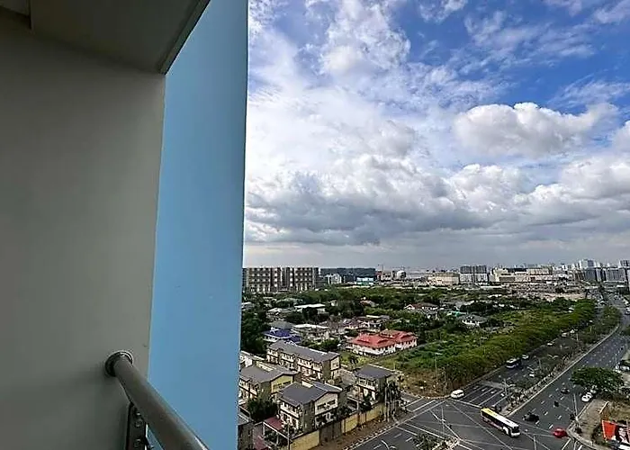 L Condotel Near Okada Casino Pitx Moa With Pool Hotel