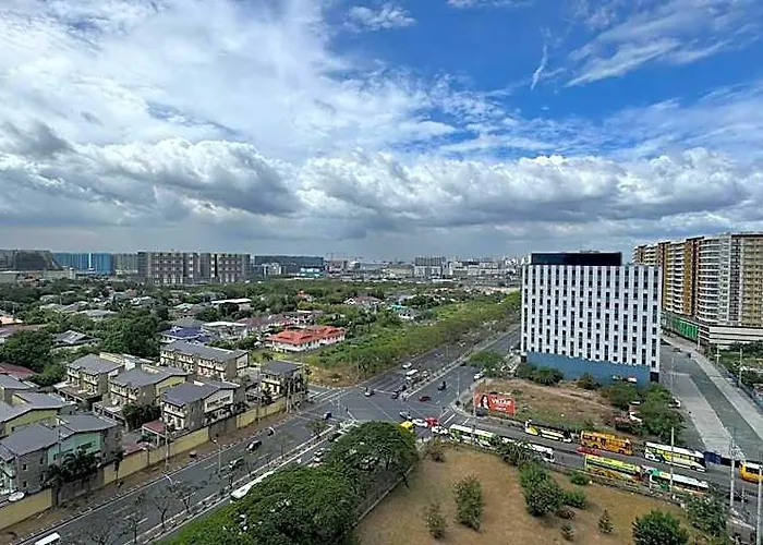 L Condotel Near Okada Casino Pitx Moa With Pool 2*
