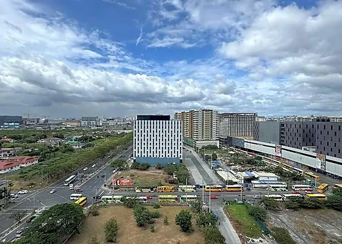L Condotel Near Okada Casino Pitx Moa With Pool 2*